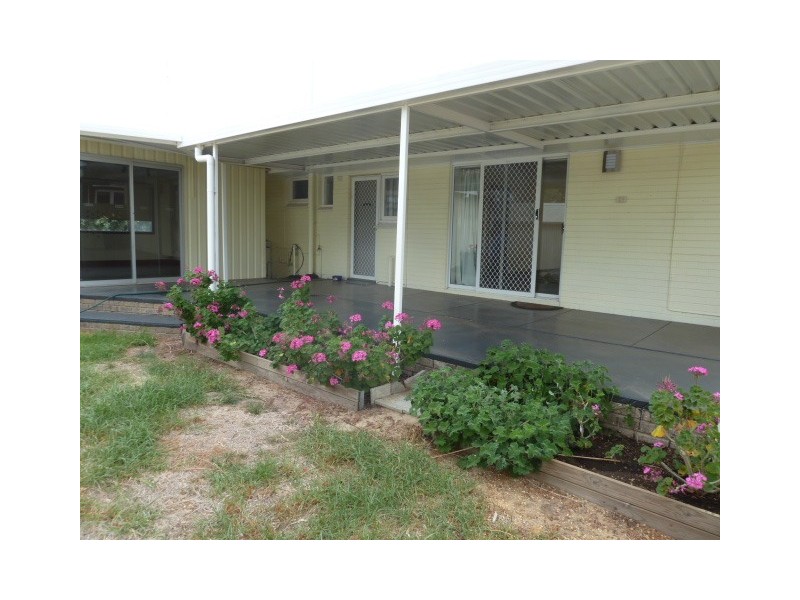 4 Avon Street, Quairading WA 6383