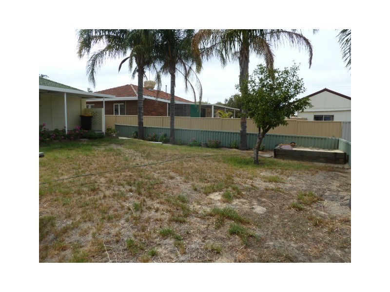 4 Avon Street, Quairading WA 6383