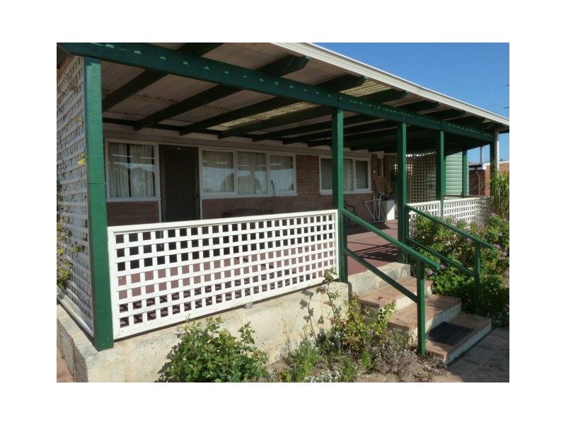 84 McLennan Street, Quairading WA 6383