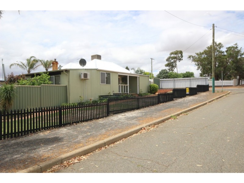 1 Martin Street, Narrogin WA 6312