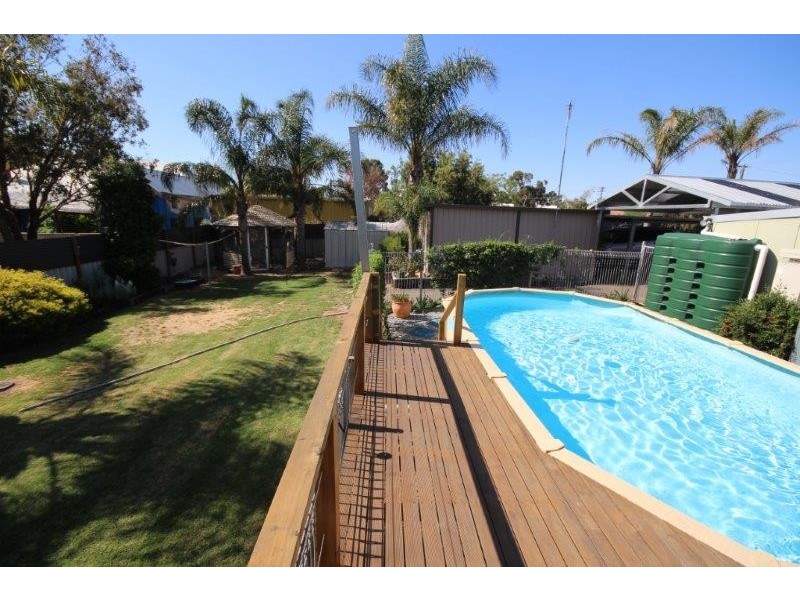 1 Martin Street, Narrogin WA 6312