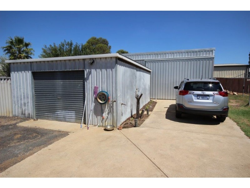 82 Bannister Street, Narrogin WA 6312