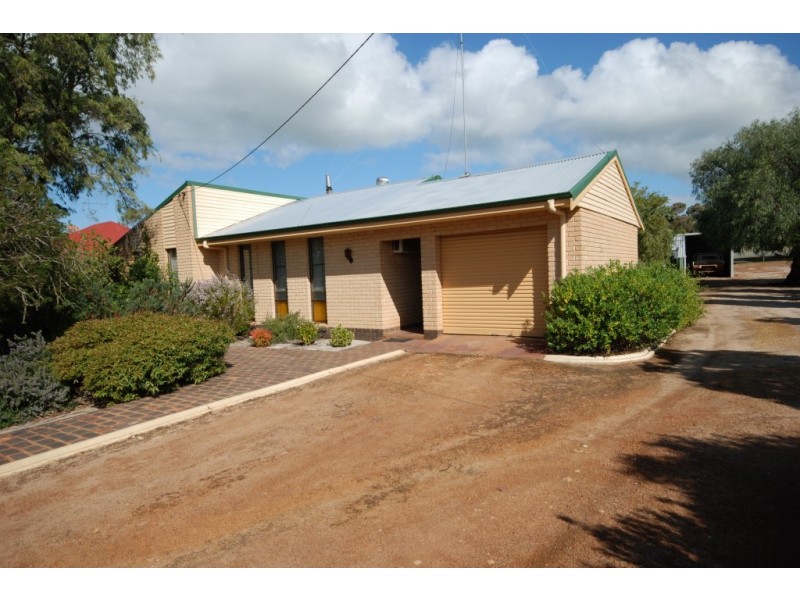 46 Johnston Street, Wickepin WA 6370