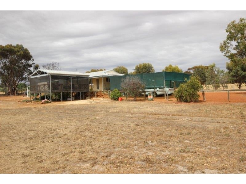 11 Treasure Road, Woodanilling WA 6316