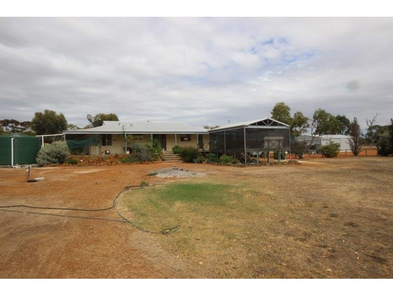 11 Treasure Road, Woodanilling WA 6316