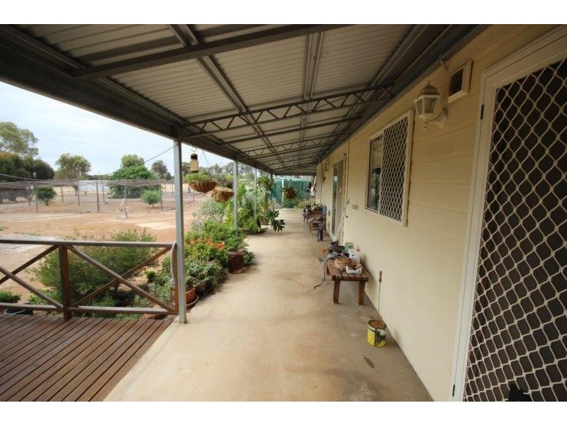 11 Treasure Road, Woodanilling WA 6316