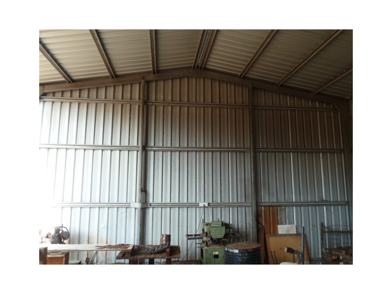 65 Coraling Street, Quairading WA 6383