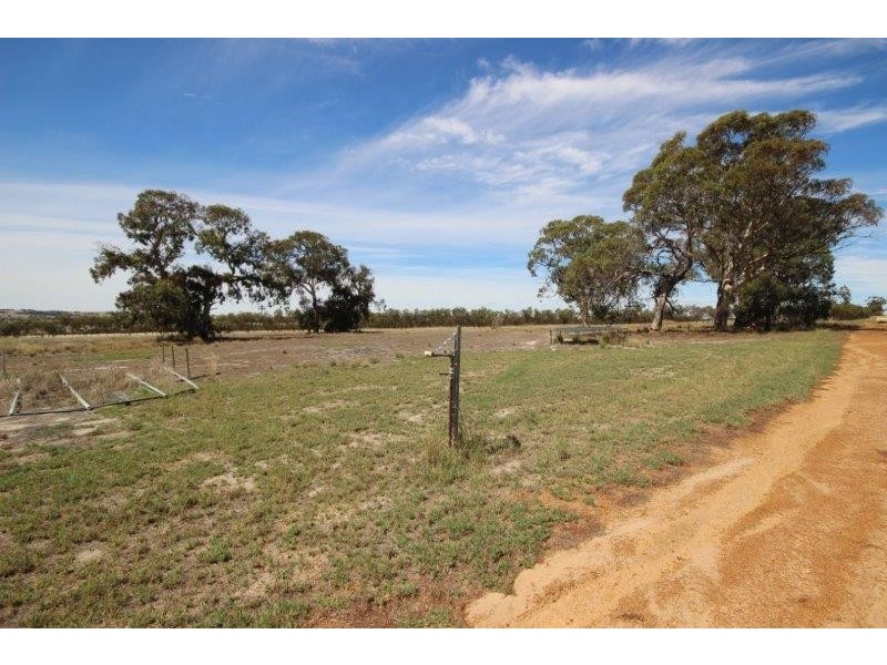 180 Tie Line Road, Boyerine WA 6316