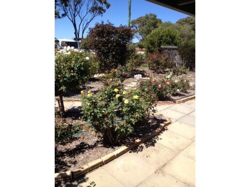 2 Richardson Street, Gnowangerup WA 6335