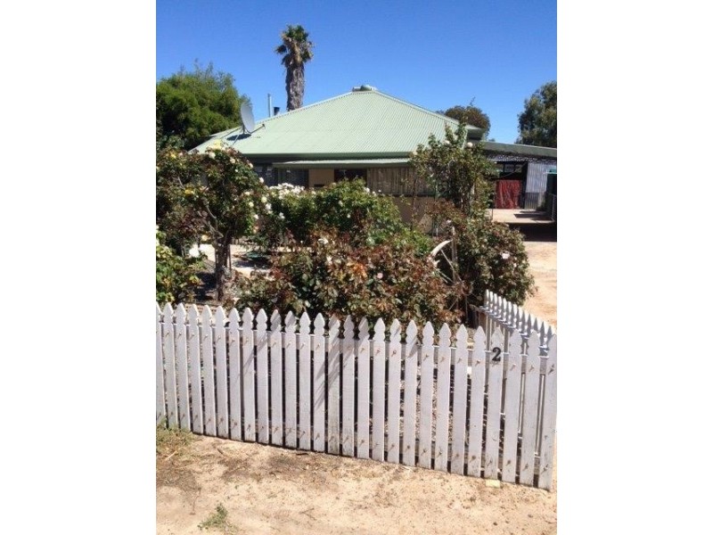 2 Richardson Street, Gnowangerup WA 6335