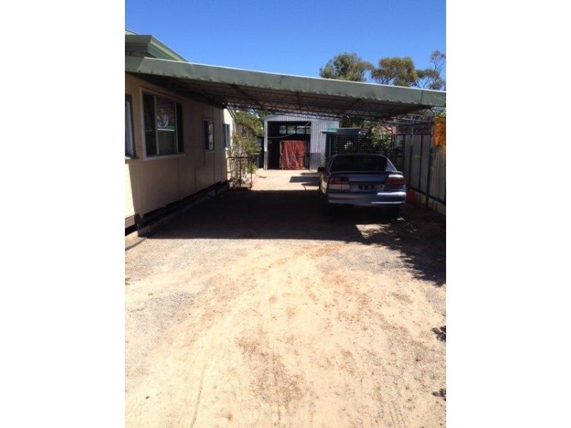 2 Richardson Street, Gnowangerup WA 6335