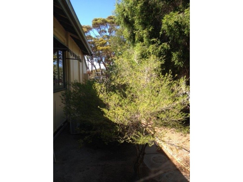 2 Richardson Street, Gnowangerup WA 6335