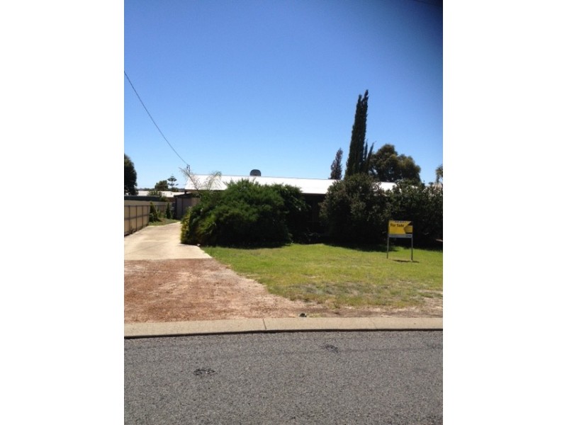 72 McDonald Street, Gnowangerup WA 6335