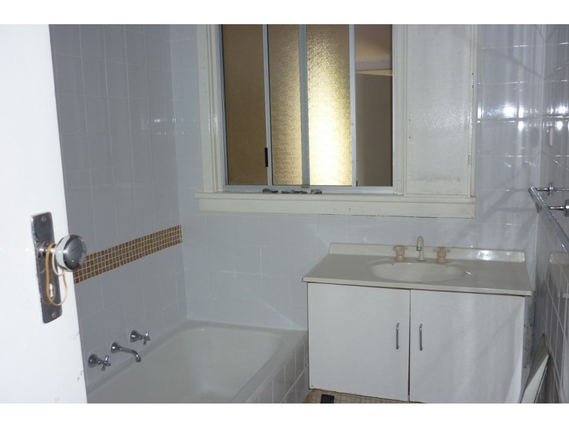 54 South Avenue, Merredin WA 6415