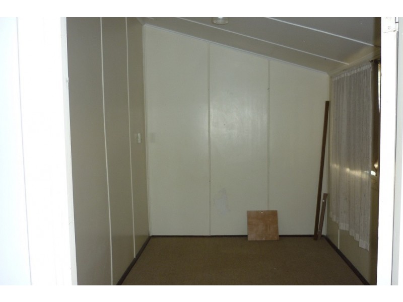 54 South Avenue, Merredin WA 6415