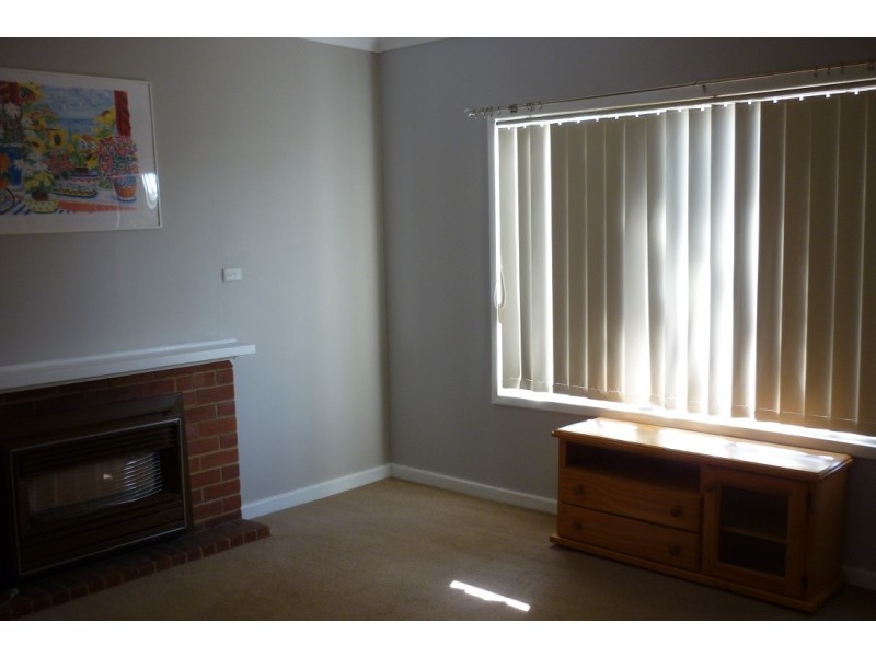 54 South Avenue, Merredin WA 6415