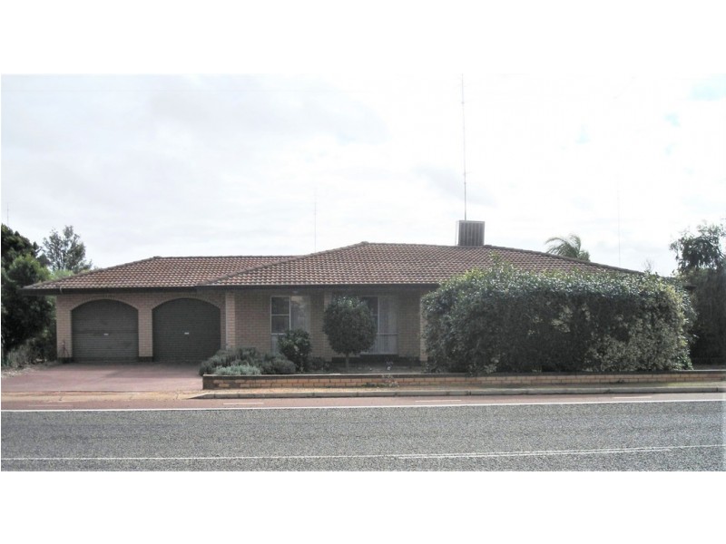 66 and 68 Goldfields Road, Dowerin WA 6461