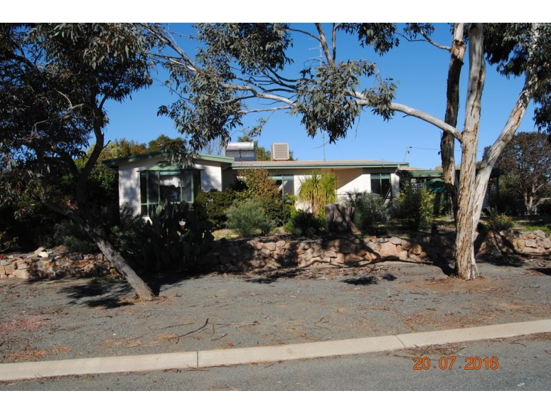 5 Smith Street, Wickepin WA 6370