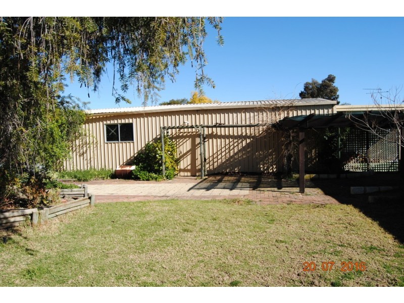 5 Smith Street, Wickepin WA 6370