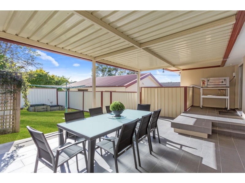 7 Anglers Drive, Bateau Bay NSW 2261