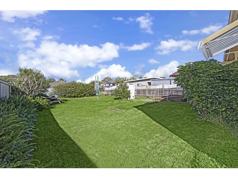 70 Dampier Boulevard, Killarney Vale NSW 2261