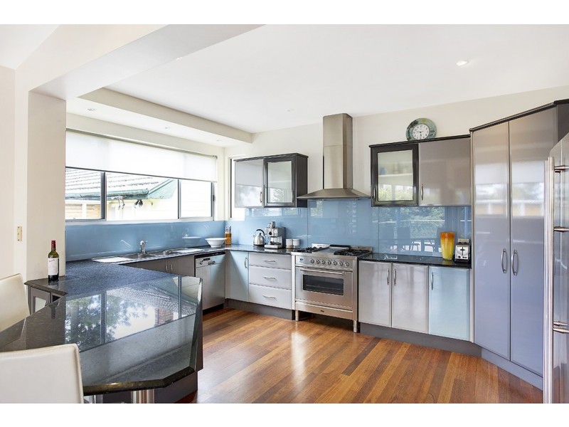 19 Binburra Avenue, Toowoon Bay NSW 2261