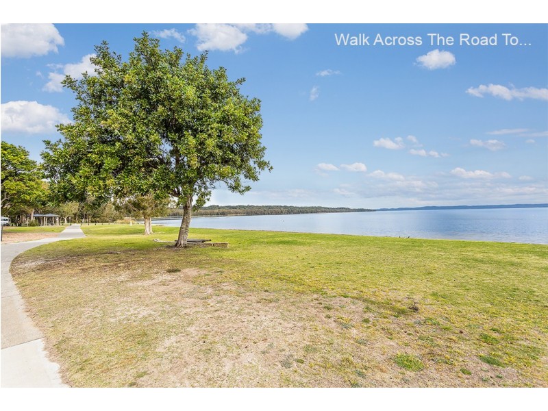 22 Beach Parade, Canton Beach NSW 2263