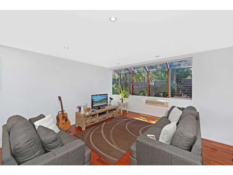 33a Lakin Street, Bateau Bay NSW 2261