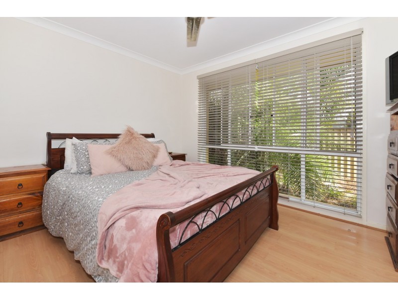 16 Cynthia Street, Bateau Bay NSW 2261