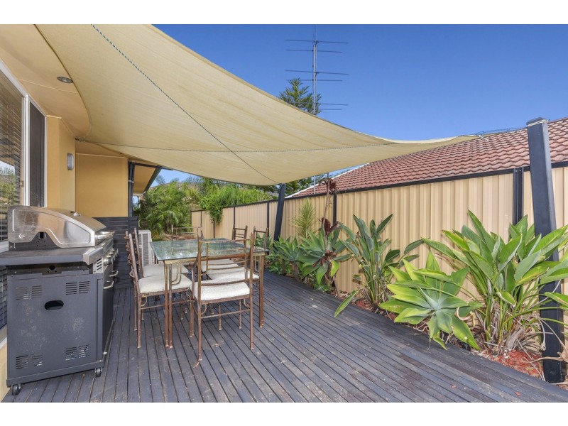 16 Cynthia Street, Bateau Bay NSW 2261