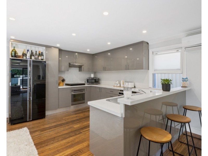 11 McLean Street, Killarney Vale NSW 2261