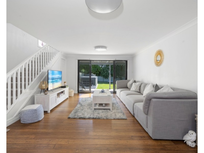 11 McLean Street, Killarney Vale NSW 2261