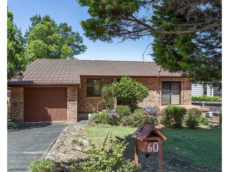 60 Promenade Avenue, Bateau Bay NSW 2261