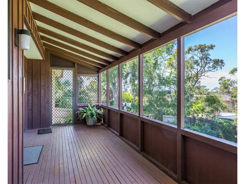 60 Promenade Avenue, Bateau Bay NSW 2261