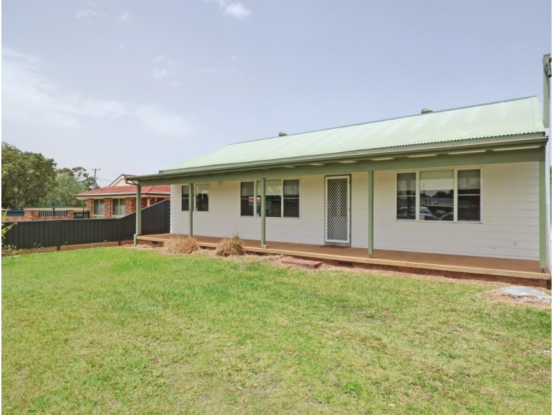 3 Hume Boulevard, Killarney Vale NSW 2261