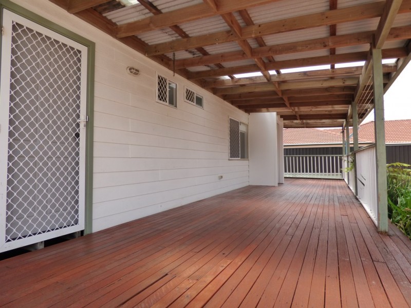 3 Hume Boulevard, Killarney Vale NSW 2261