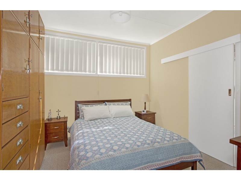 5 Helen Street, Bateau Bay NSW 2261