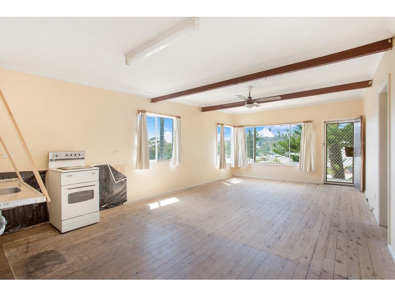 593 The Entrance Road, Bateau Bay NSW 2261