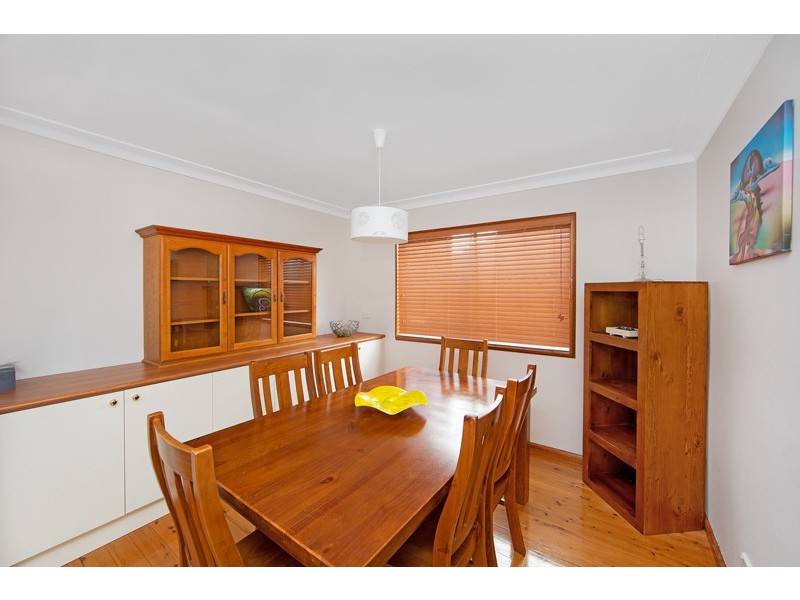 522 The Entrance Road, Bateau Bay NSW 2261