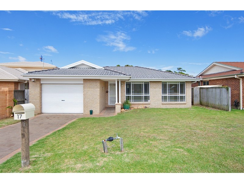 17 Aurora Place, Bateau Bay NSW 2261