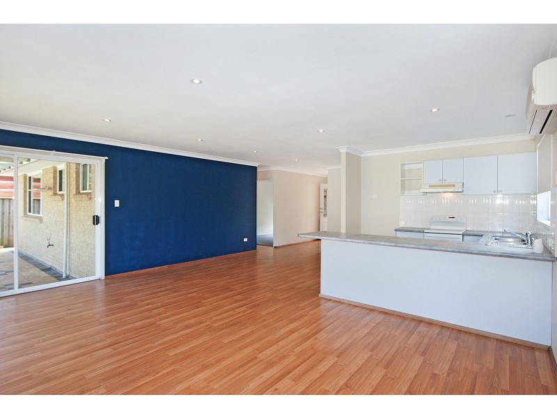 17 Aurora Place, Bateau Bay NSW 2261