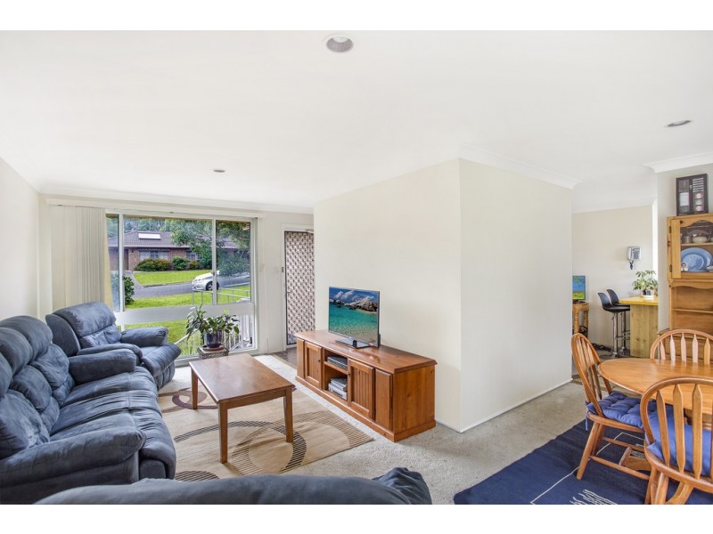 19 Premier Way, Bateau Bay NSW 2261