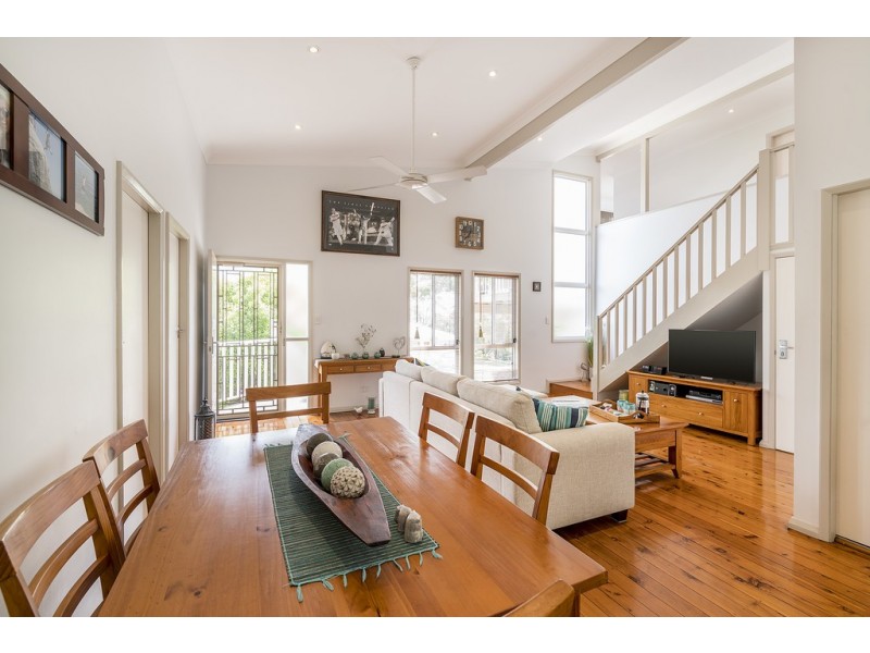 23 Wandella Ave, Bateau Bay NSW 2261