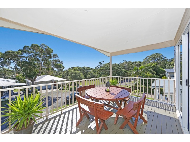 23 Wandella Ave, Bateau Bay NSW 2261