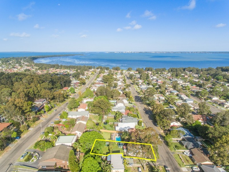 47 Albatross Road, Berkeley Vale NSW 2261