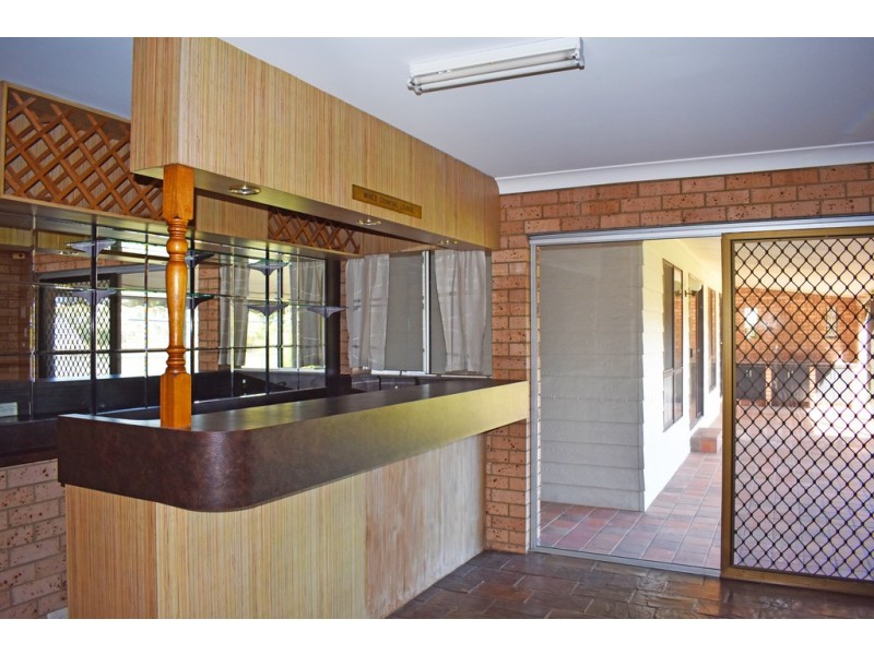 10 Caloola Close, Bateau Bay NSW 2261