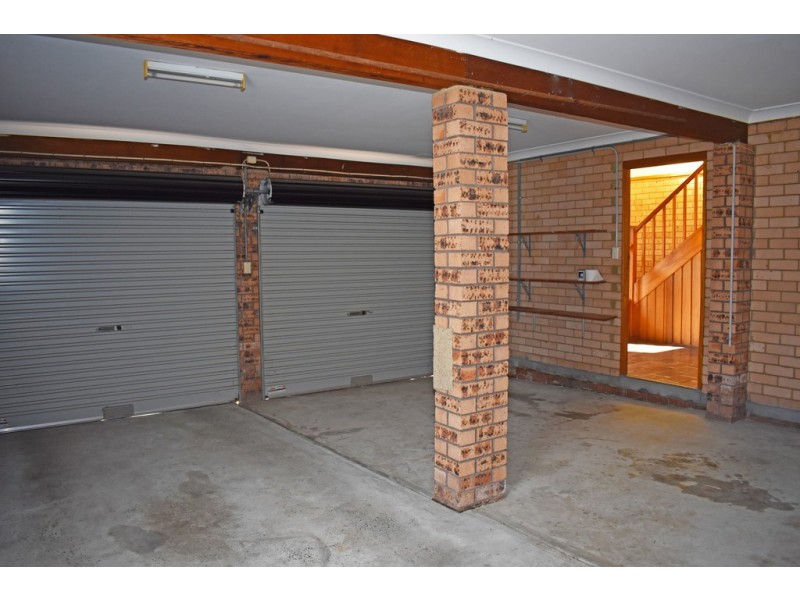 10 Caloola Close, Bateau Bay NSW 2261