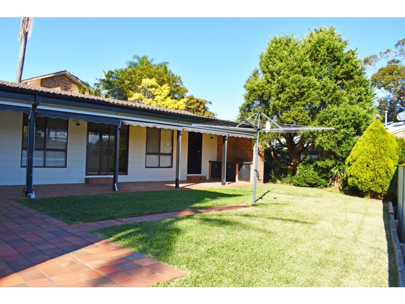 10 Caloola Close, Bateau Bay NSW 2261