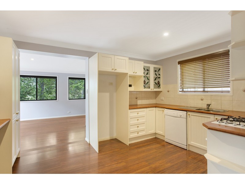 4 Hasluck Drive, Wyong NSW 2259