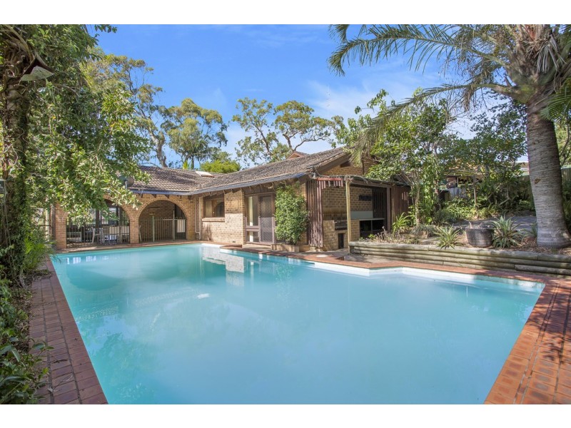 36 Curzon Avenue, Bateau Bay NSW 2261